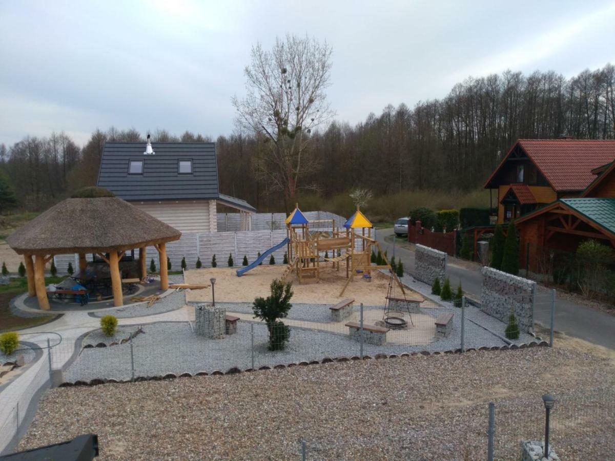 Bacowki Nad Jeziorem Goszcza Lubrza  Exterior foto